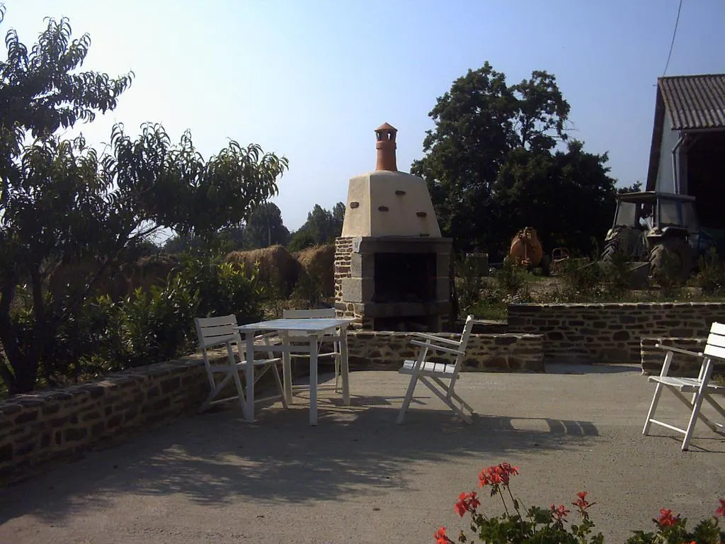 Marie France 'S Home Sacey 0*,